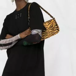 MCQ Logo Print T-shirt Dress In 1000 DARKEST BLACK - Day Dresses -MCQ store online 16296153 31330066 600