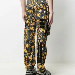 MCQ Abstract-print Cargo Trousers In 7803 - Regular & Straight-Leg Trousers -MCQ store online 16406312 31811157 600