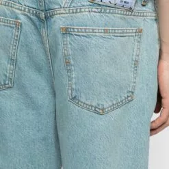 MCQ Fantasma Relaxed-fit Jeans In STONEWASHED BLUE 4107 - Regular & Straight-Leg Jeans -MCQ store online 16713778 33161219 600