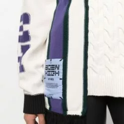 MCQ Draped-detail V-neck Jumper In 9021 - Jumpers -MCQ store online 16744218 33050252 600