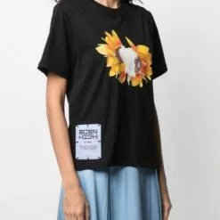 MCQ Floral Print Crew-neck T-shirt In NERO - T-shirts & Jerseys -MCQ store online 16785702 33300625 600