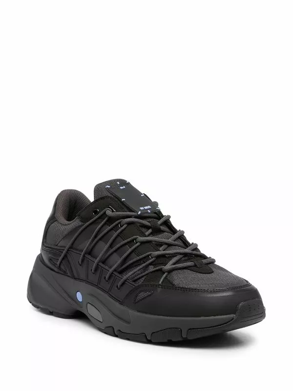 MCQ Aratana Low-top Sneakers In BLACK OPAQUE - Low-Tops 4 MCQ Aratana Low-top Sneakers In BLACK OPAQUE - Low-Tops - Image 2